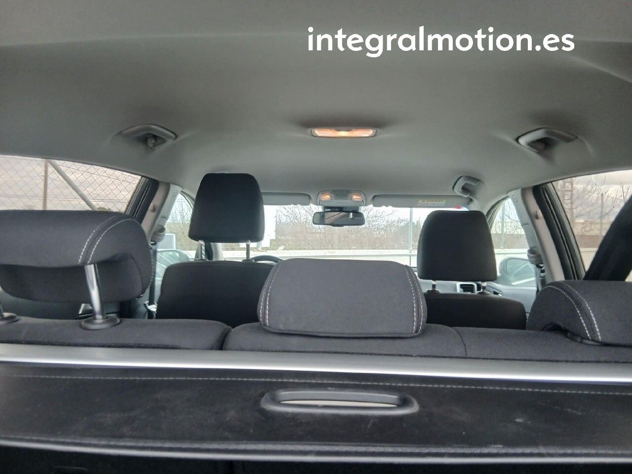 Kia Sportage 1.6 MHEV Business 100kW (136CV) 4x2 - foto 8