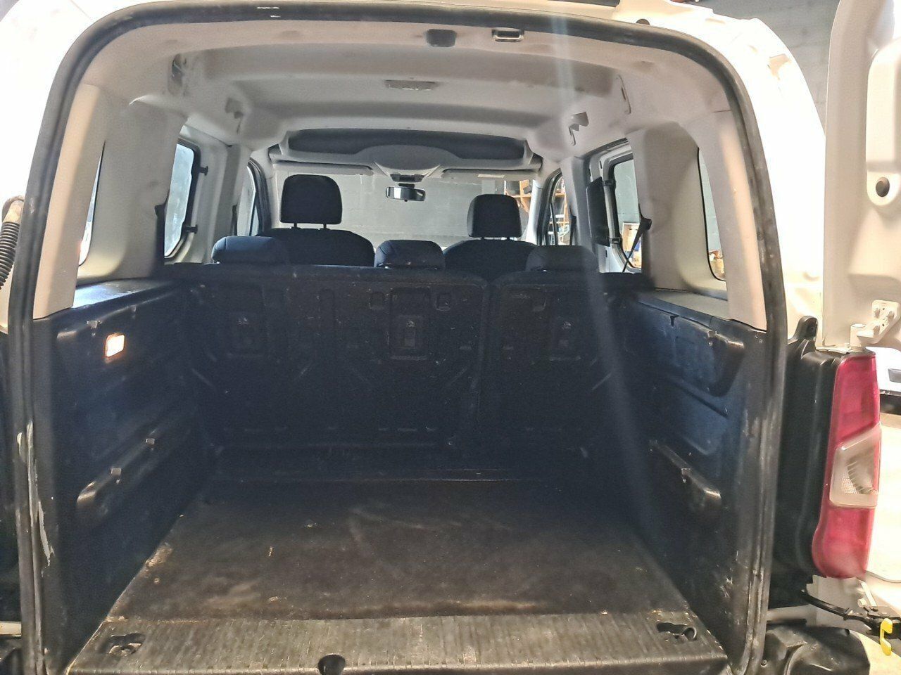 Toyota Proace City combi 1.5D 75kW (100CV) GX L1 - foto 6