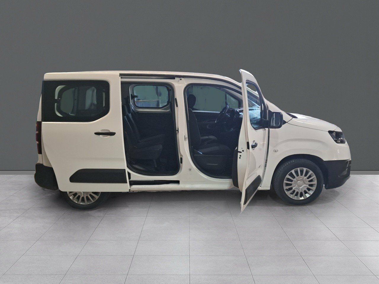 Toyota Proace City combi 1.5D 75kW (100CV) GX L1 - foto 16