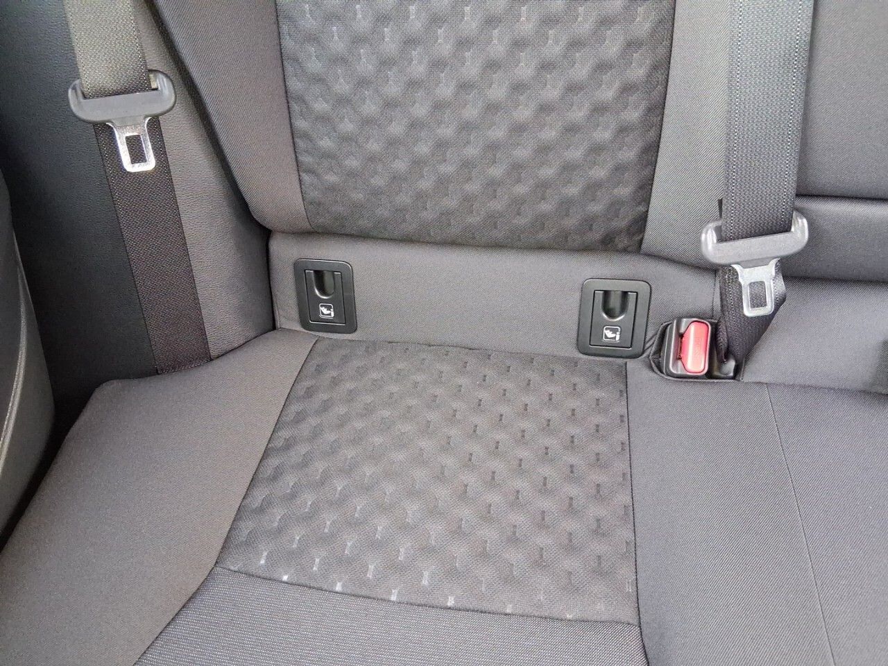 Suzuki Swace 1.8 GLE Hybrid - foto 23