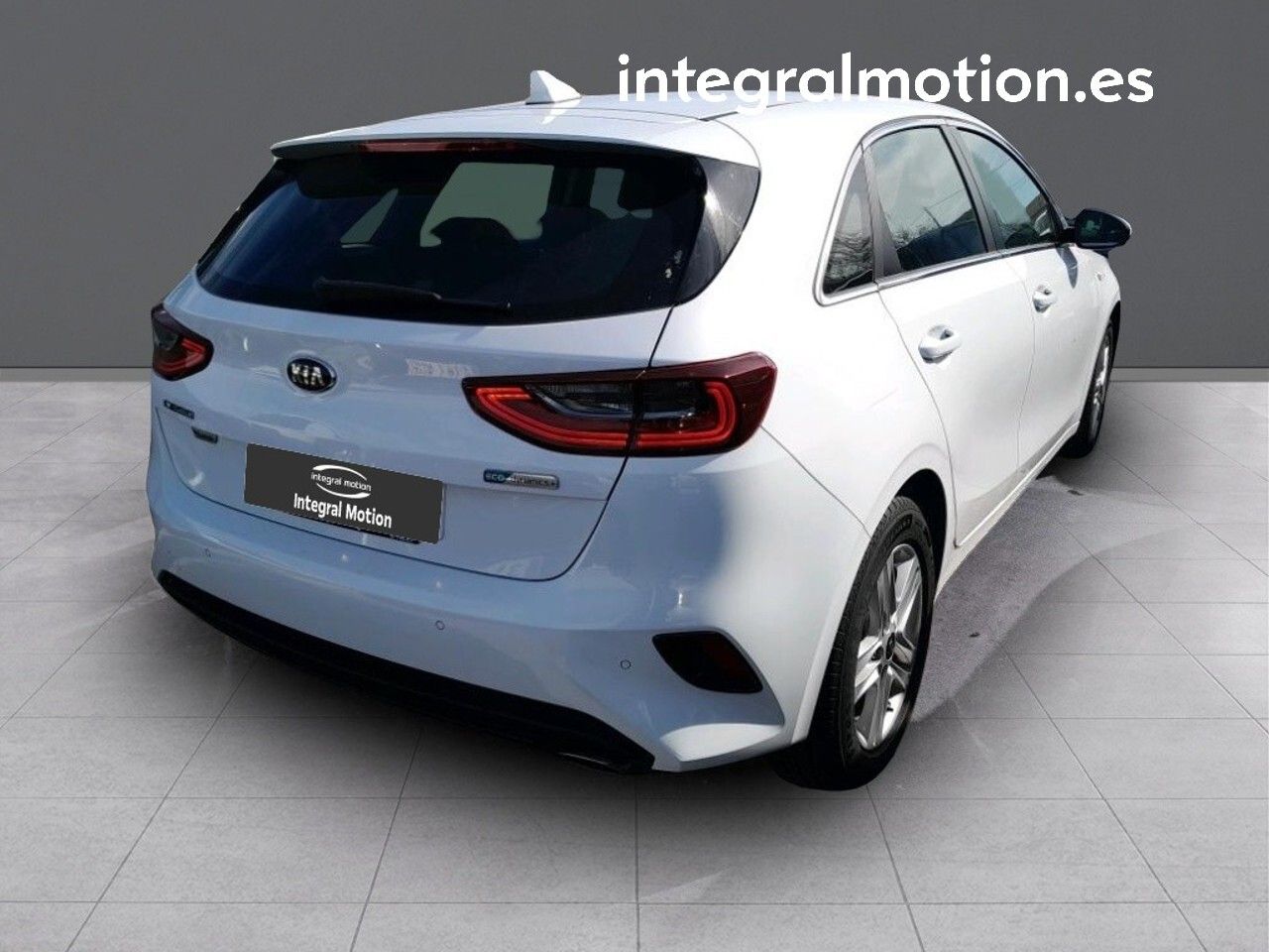 Kia Ceed 1.0 MHEV 88kW (120CV) Drive DCT - foto 2