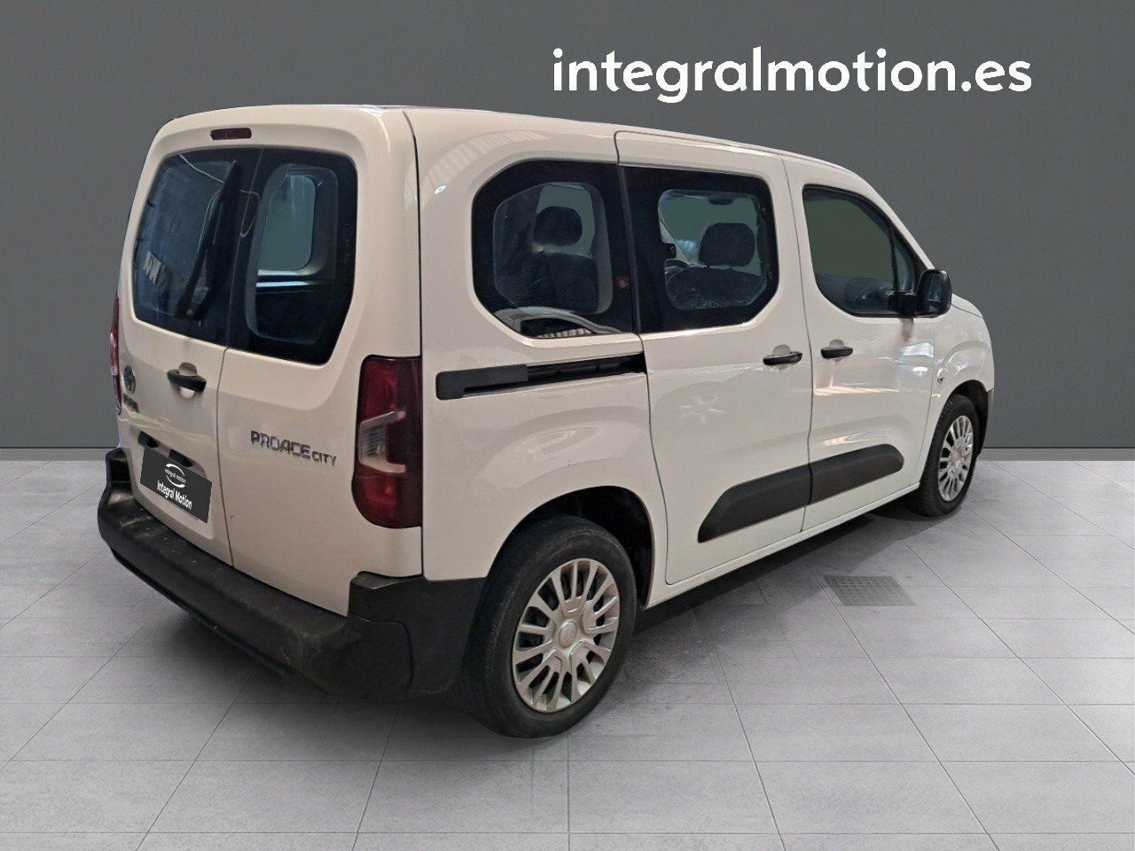 Toyota Proace City combi 1.5D 75kW (100CV) GX L1 - foto 5