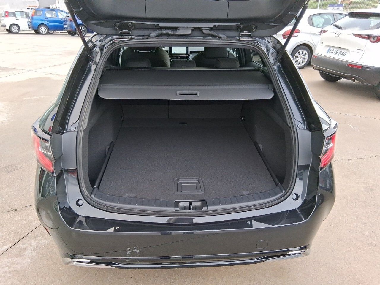 Suzuki Swace 1.8 GLE Hybrid - foto 30