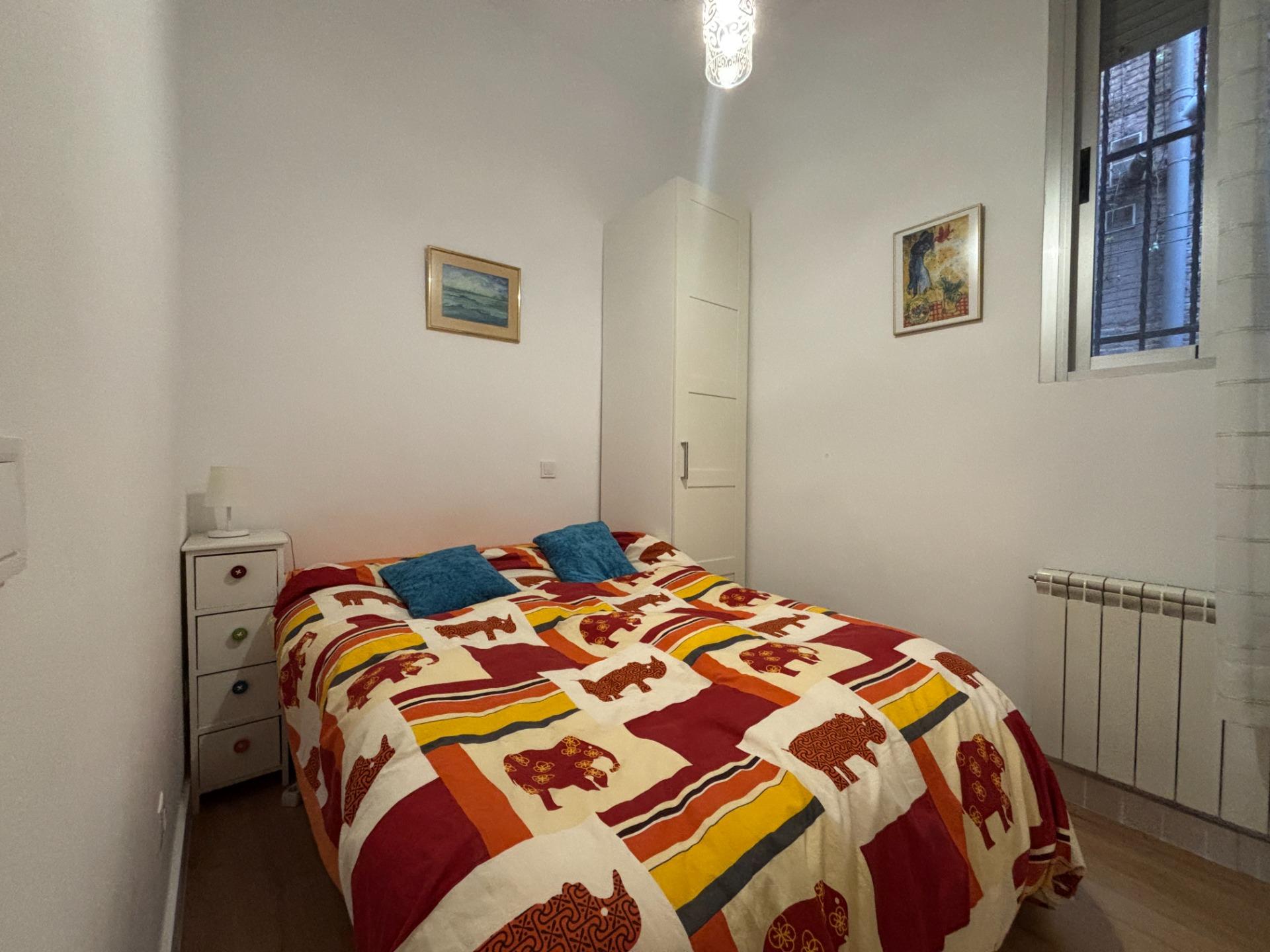 Bajo con 2 DORMITORIOS en calle Matilde Díez (PROSPERIDAD) - foto 3