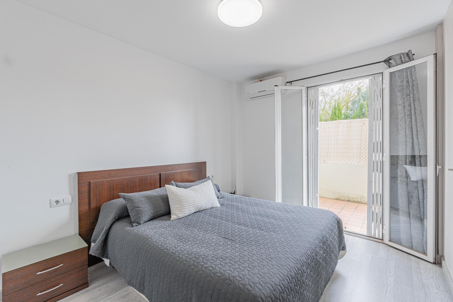 PLANTA BAJA CON TERRAZA, PARKING, TRASTERO Y ASCENSOR, EN S´ - foto 7