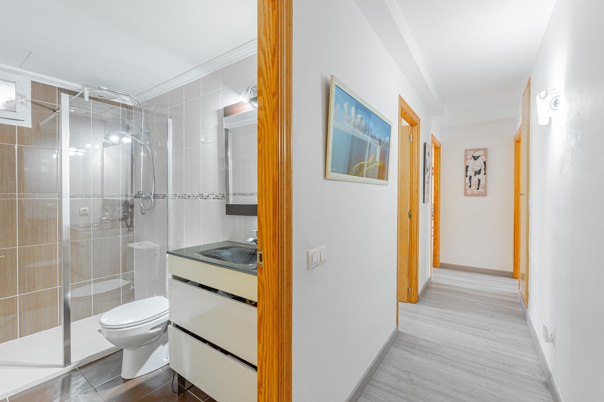 PLANTA BAJA CON TERRAZA, PARKING, TRASTERO Y ASCENSOR, EN S´ - foto 15