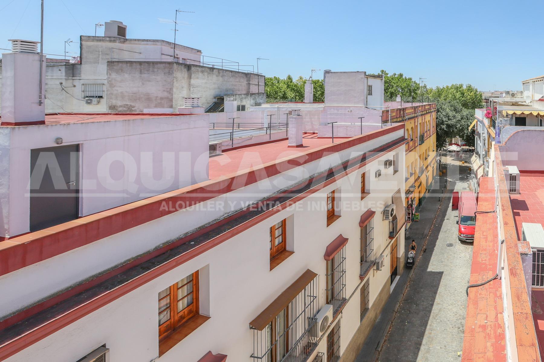 Centro San Gil, junto a la Alameda de Hércules. Estupenda y  - foto 33