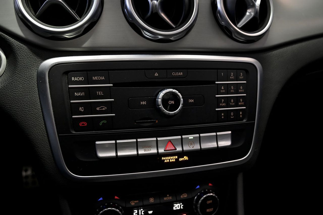 Mercedes GLA MERCEDES-BENZ  GLA 220 d - foto 37