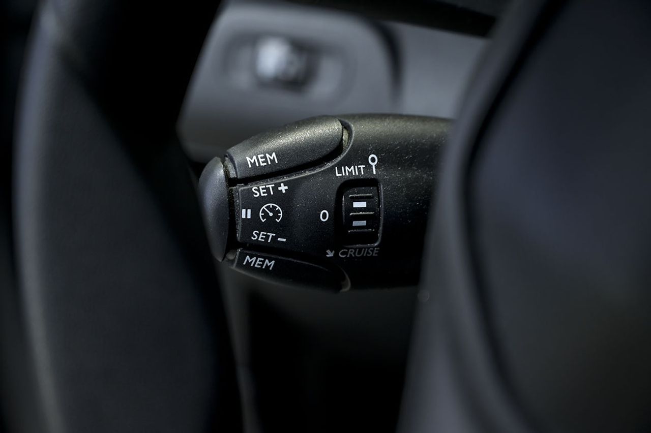 Peugeot Rifter Active Pack Standard BlueHDi 73kW - foto 26