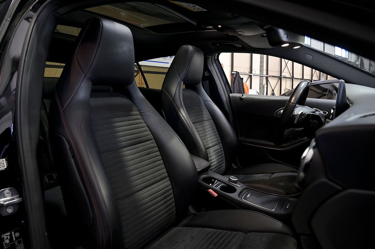 Mercedes GLA MERCEDES-BENZ  GLA 220 d - foto 35