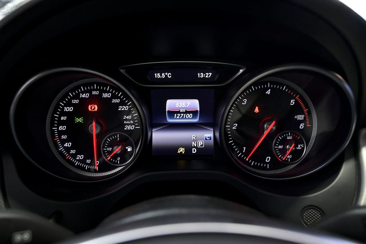 Mercedes GLA MERCEDES-BENZ  GLA 220 d - foto 7