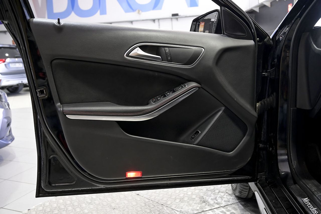 Mercedes GLA MERCEDES-BENZ  GLA 220 d - foto 21