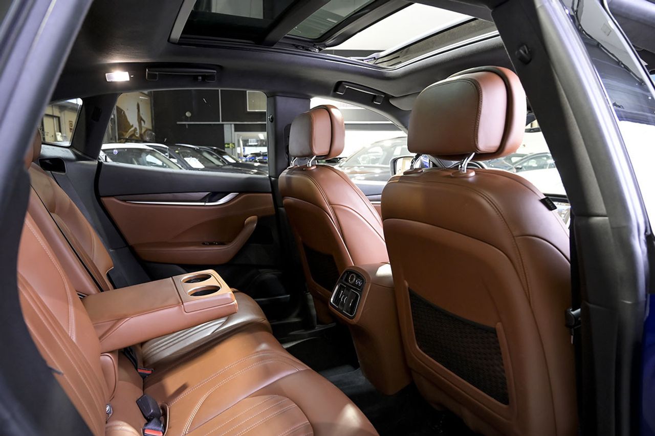 Maserati Levante V6 275 HP D AWD - foto 15