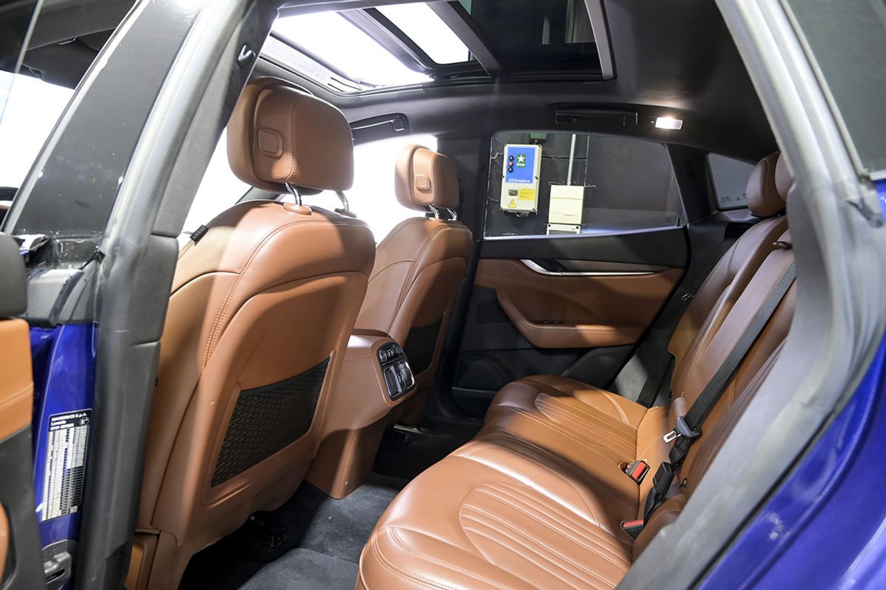 Maserati Levante V6 275 HP D AWD - foto 16