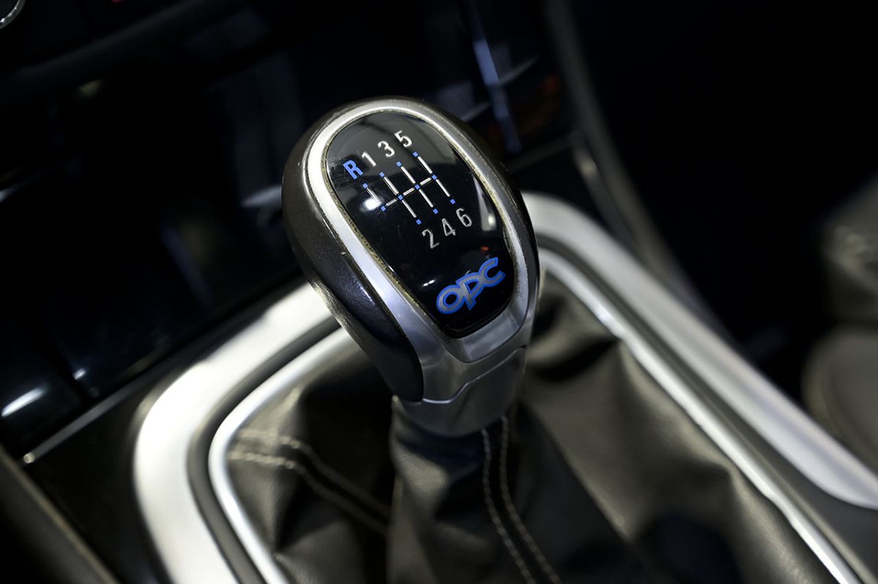 Opel Insignia 2.8 V6 Turbo OPC - foto 33