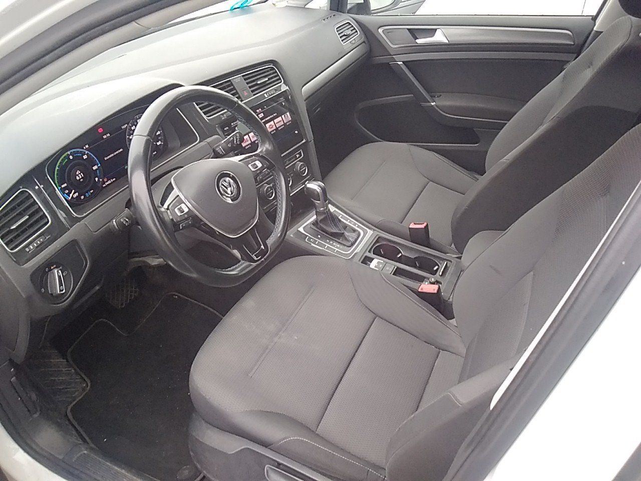 Volkswagen Golf (O) e- ePower 100 kW (136CV) - foto 7