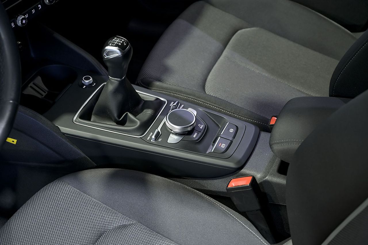 Audi Q2 S line 30 TDI 85kW 116CV - foto 30