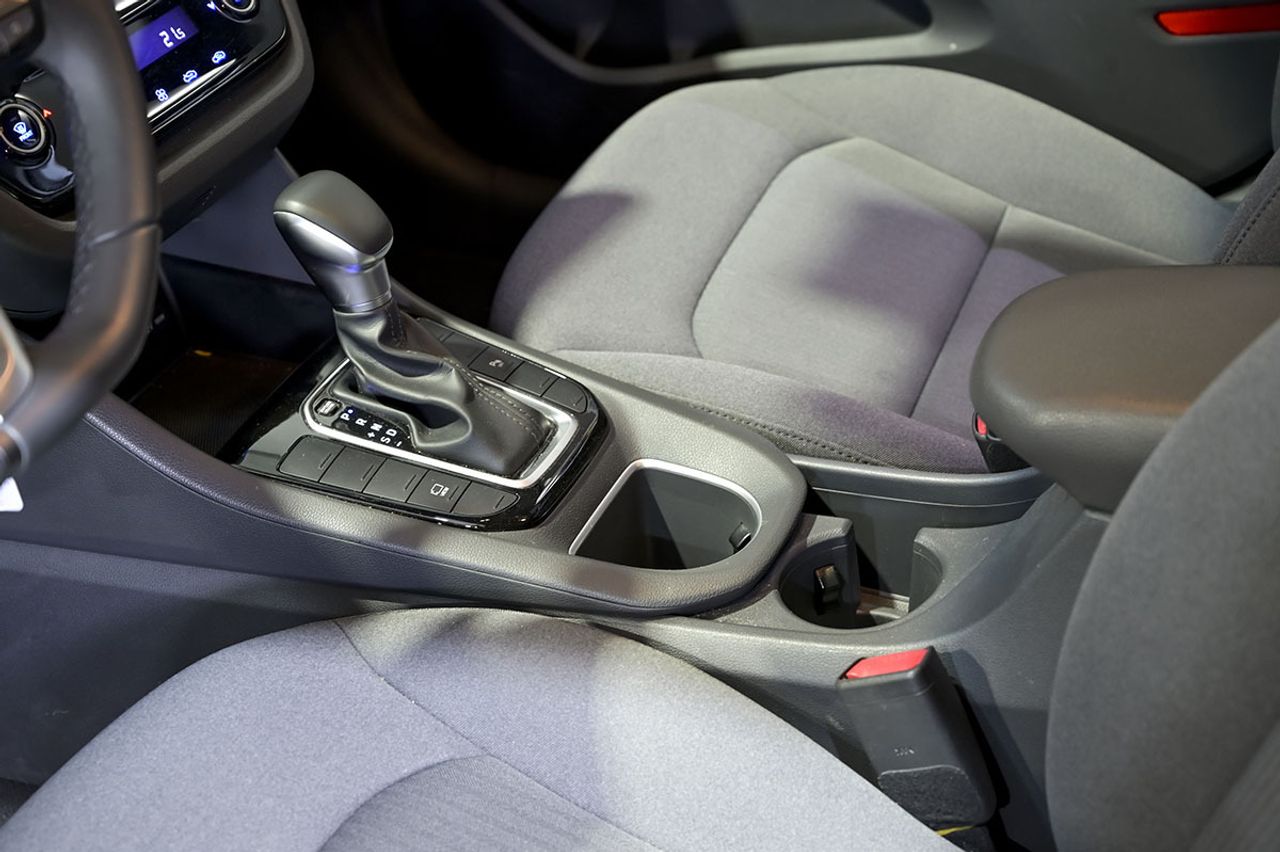 Hyundai IONIQ 1.6 GDI HEV Klass DCT - foto 29