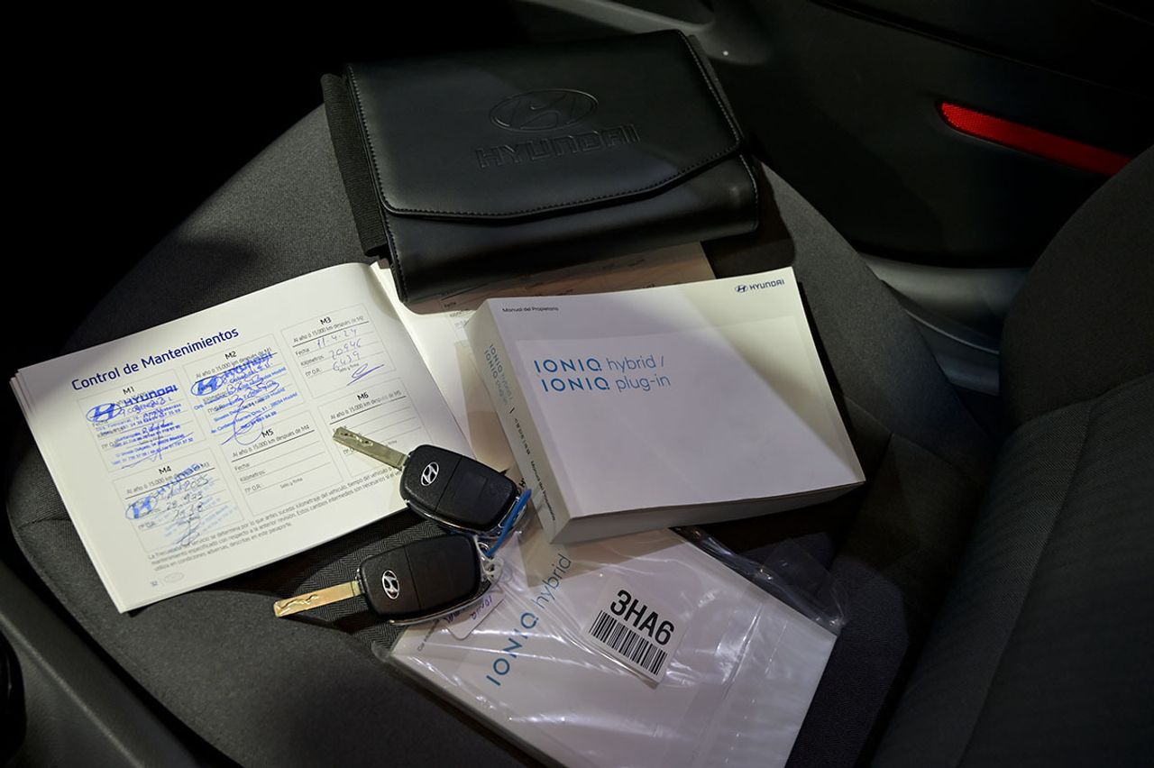 Hyundai IONIQ 1.6 GDI HEV Klass DCT - foto 33