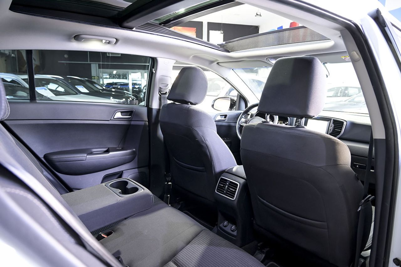 Kia Sportage 1.7 CRDI VGT 115CV Drive 4x2 - foto 23