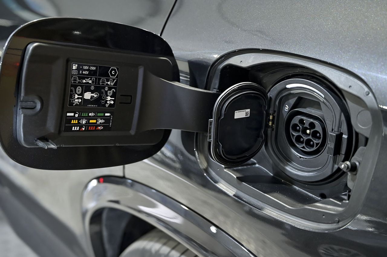 Mercedes GLC MERCEDES-BENZ   300 de 4MATIC - foto 15