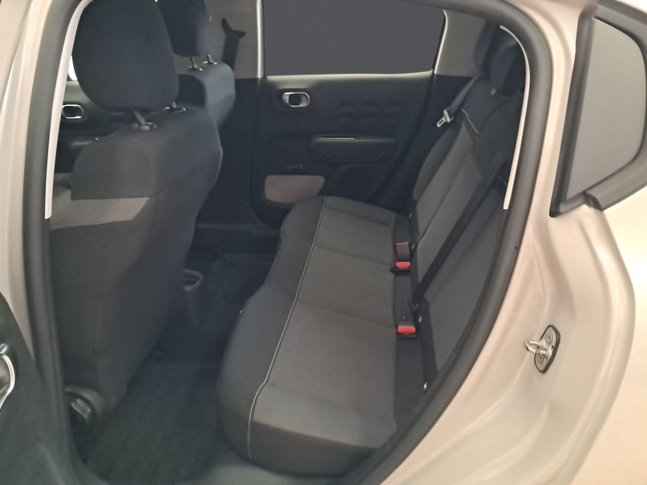 Citroën C3 BlueHDi 75KW (100CV) S&S Live Pack - foto 9