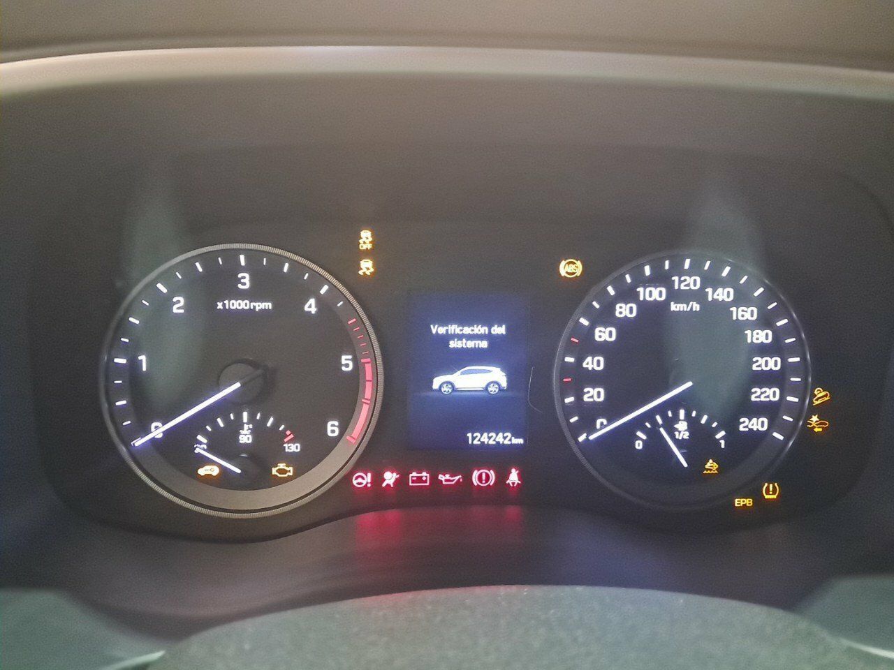 Hyundai Tucson 1.6 CRDi 100kW (136CV) Style DCT 4x2 - foto 8