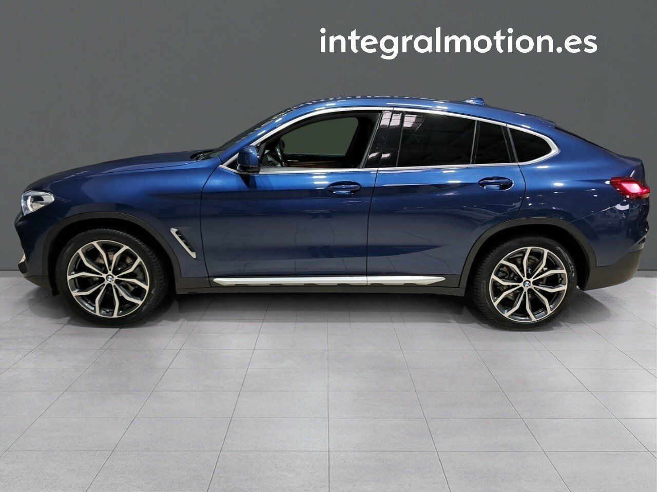 BMW X4 xDrive20d - foto 24