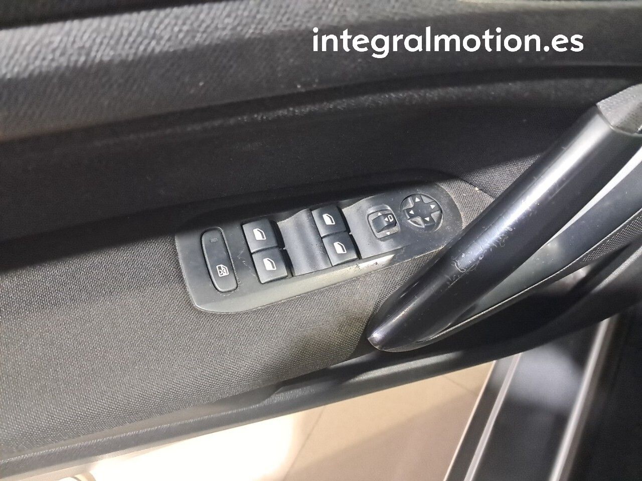 Peugeot 308 5p Style 1.6 BlueHDi 100 - foto 33