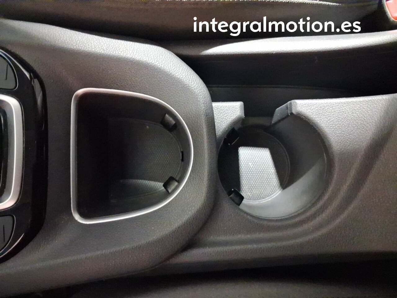 Hyundai IONIQ 1.6 GDI HEV Tecno DCT - foto 22