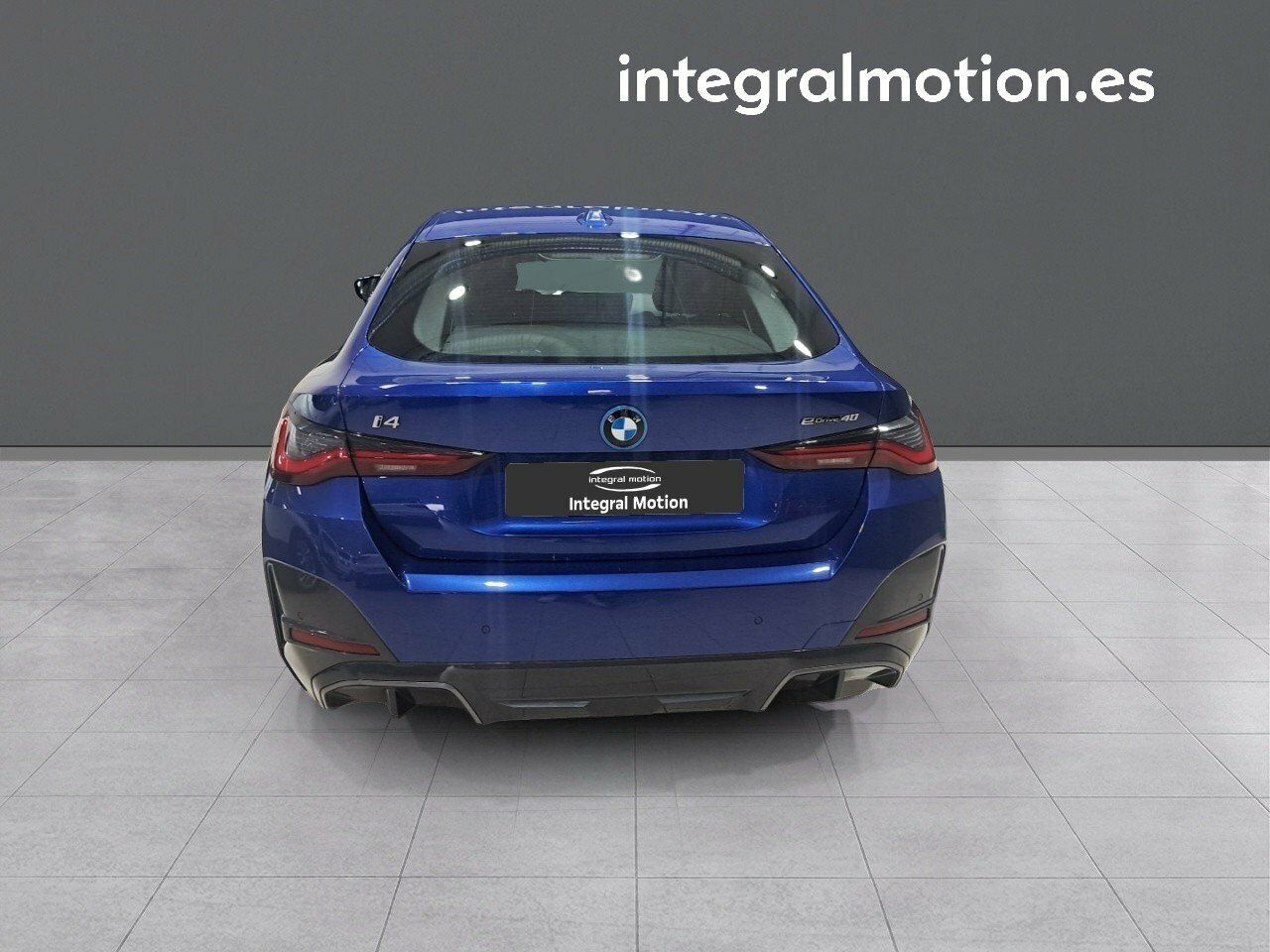 BMW i4 eDrive40 - foto 25