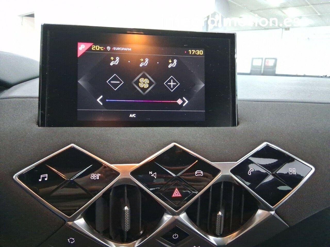 DS DS 3 BlueHDi 81 kW Manual CHIC - foto 17