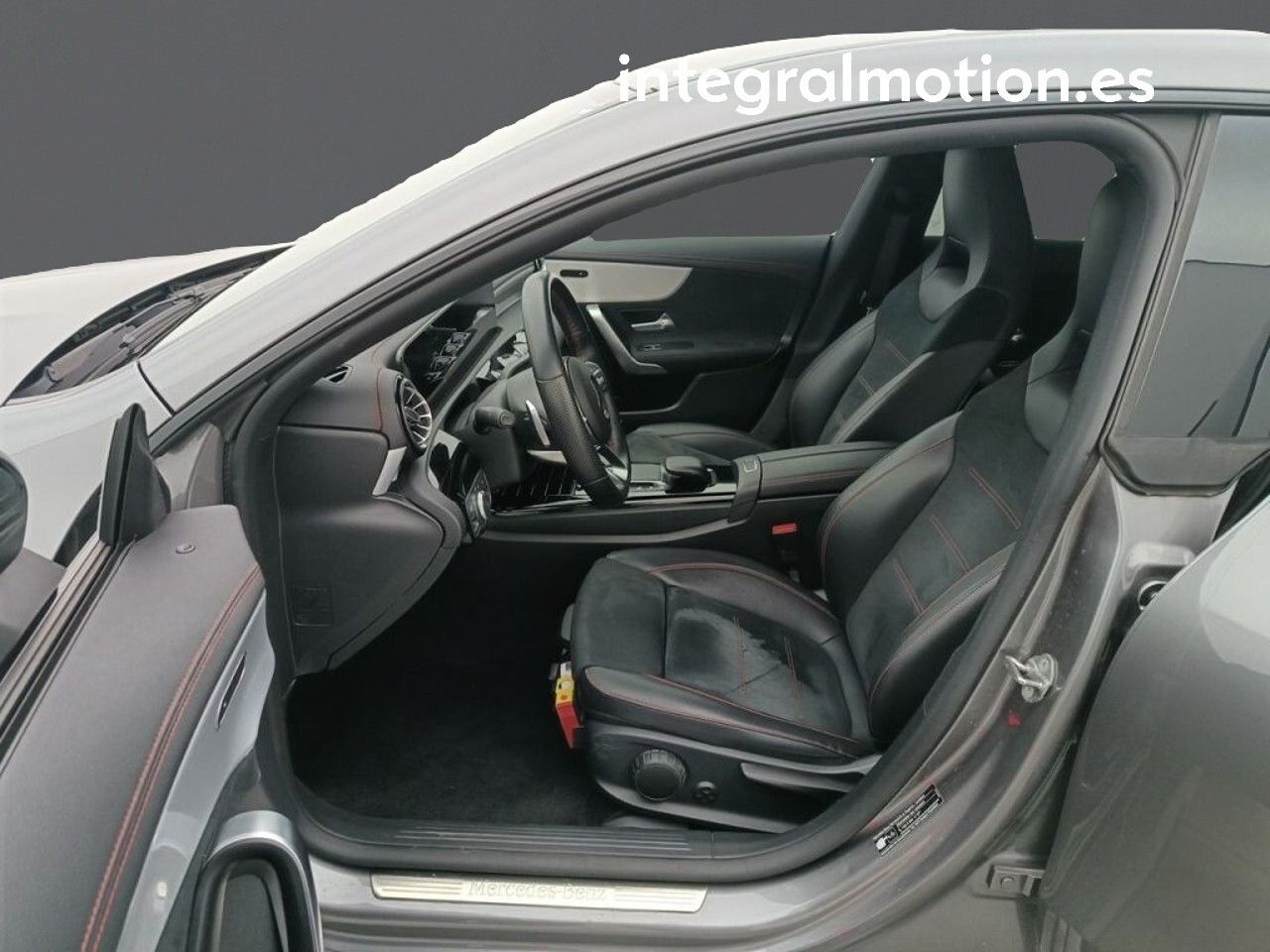 Mercedes CLA CLA 200 D DCT Shooting Brake - foto 13