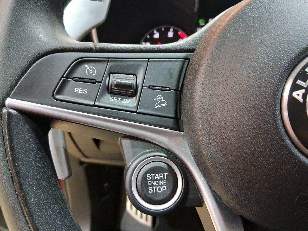 Alfa Romeo Stelvio 2.0 Gasolina 147kW (200CV) Executive Q4 - foto 12