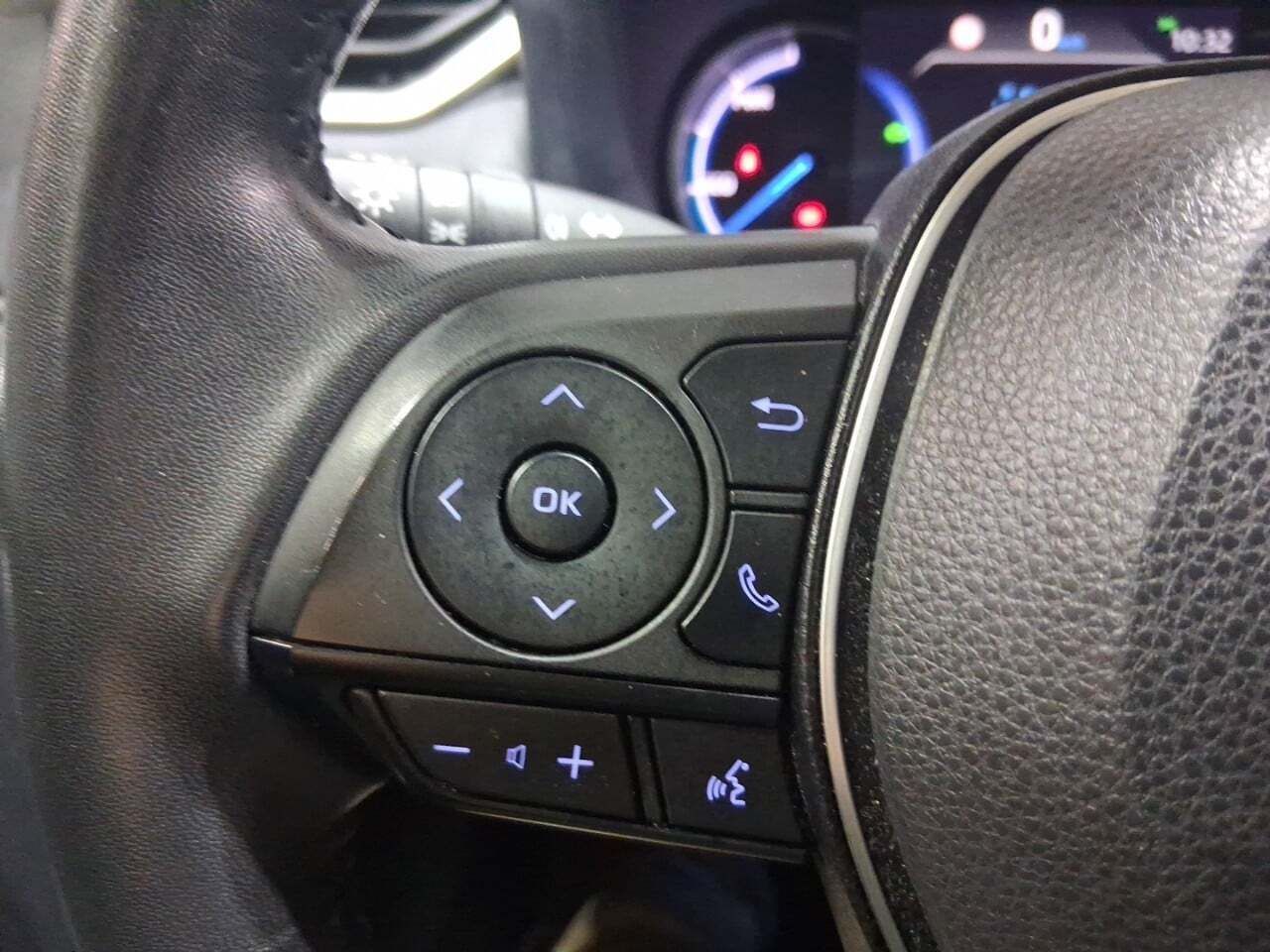 Toyota Rav4 2.5l 220H Advance - foto 12