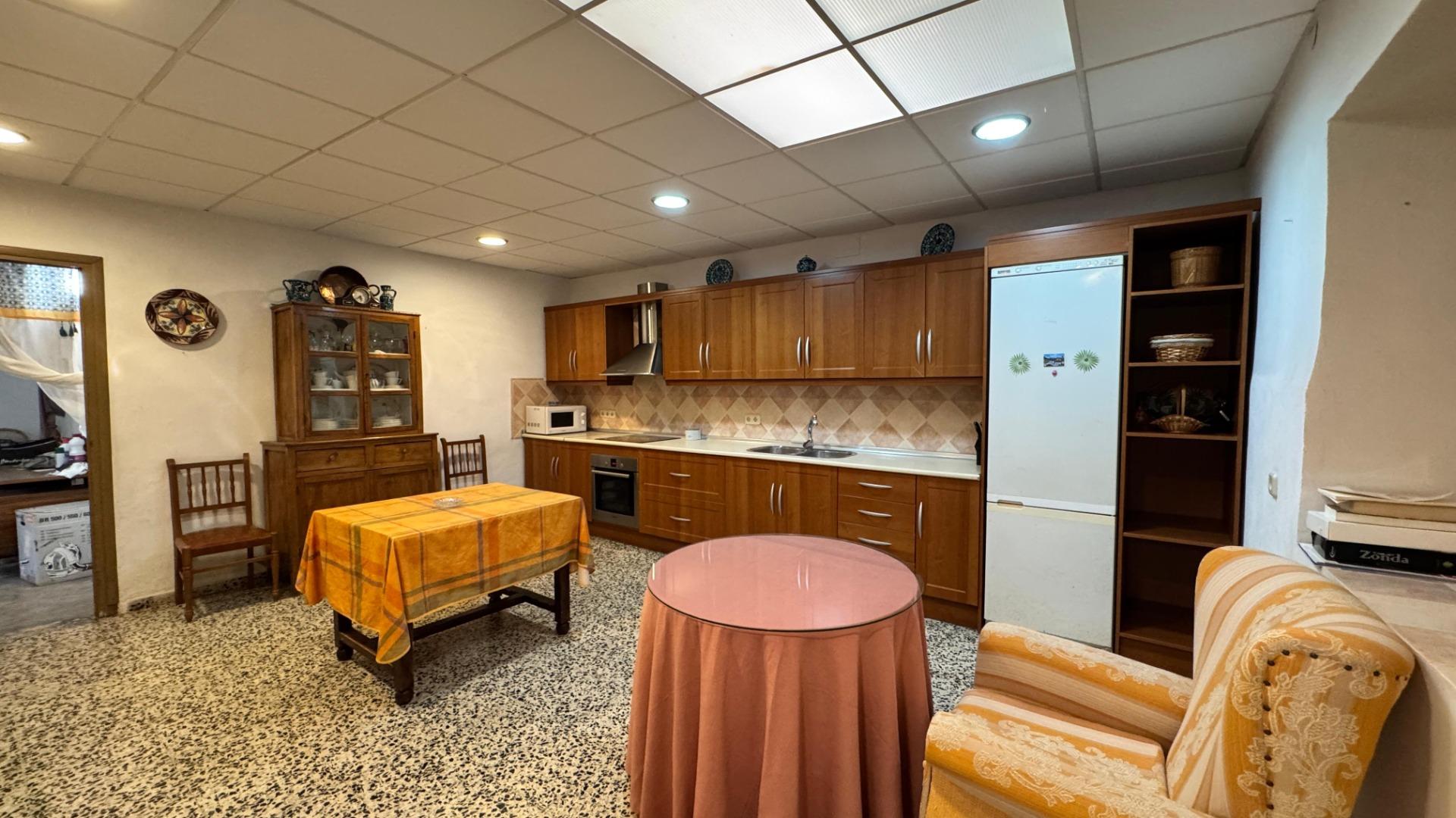 Casa en Dúrcal – Gran vivienda con múltiples posibilidades,  - foto 39