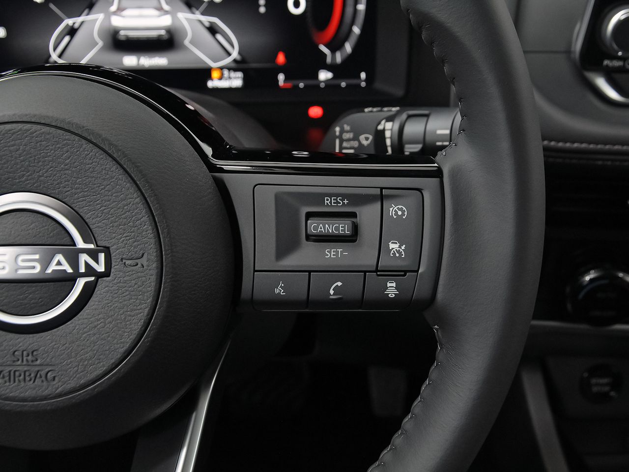 Nissan X-Trail 7pl 1.5 e-4ORCE 158kW 4x4 A/T Acenta - foto 17