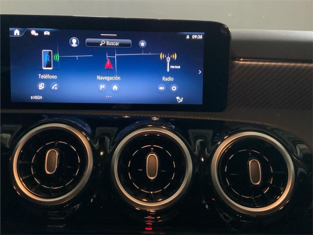 Mercedes Clase A 250 e Sedán - foto 14