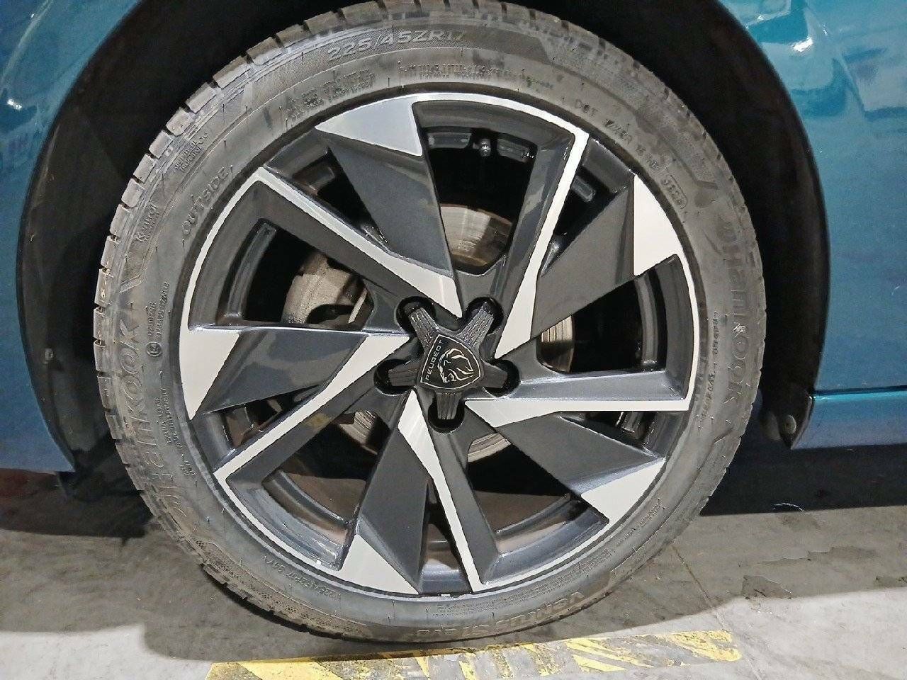 Peugeot 308 5P  PureTech 130 S&S MAN Allure - foto 11