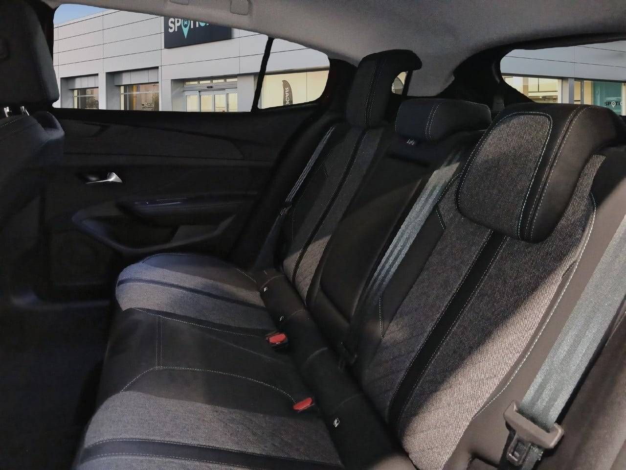 Peugeot 408 408  PHEV 180 e-EAT8 Allure - foto 10