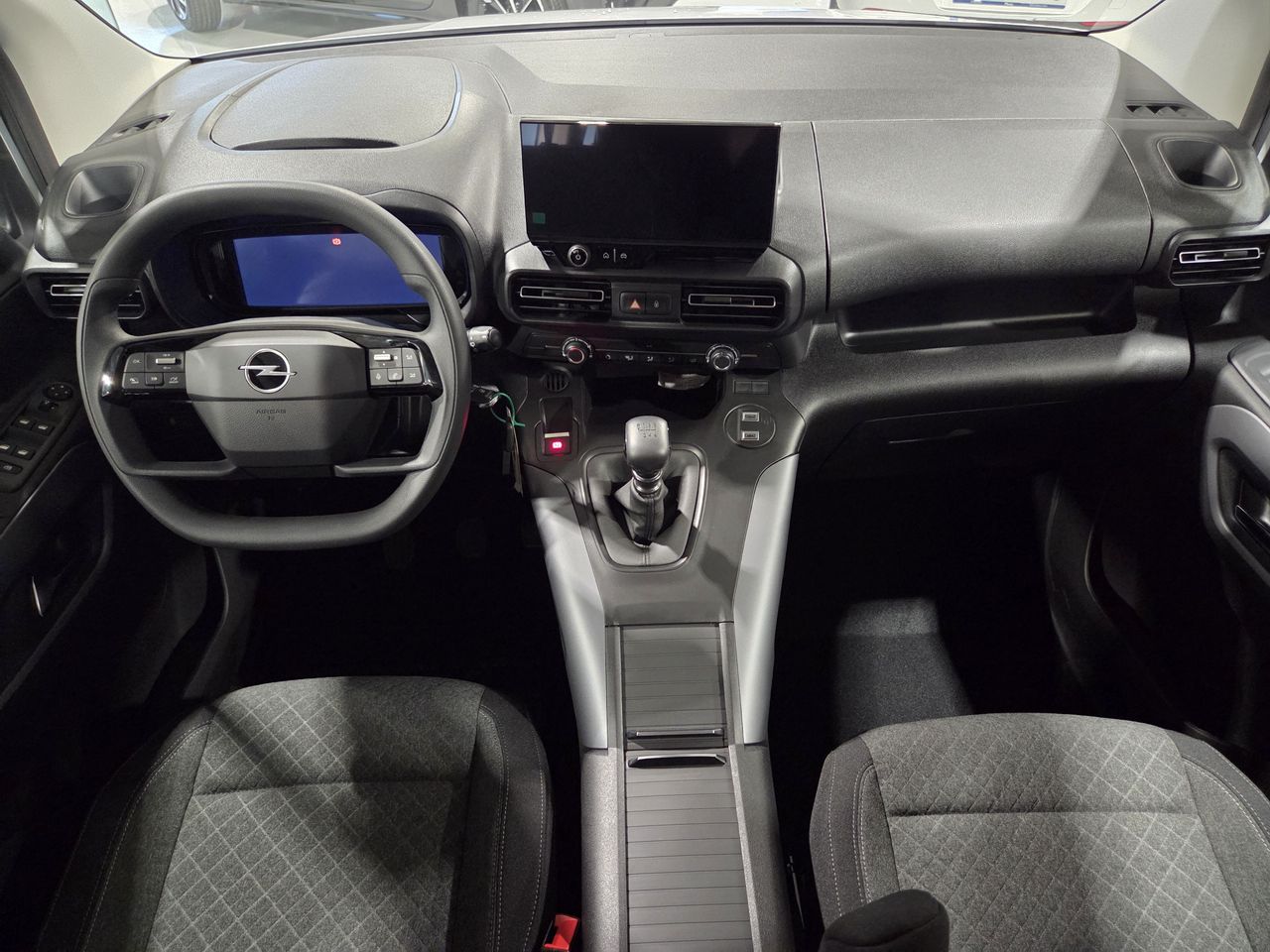 Opel Combo Cargo 1.5 TD SWB 100CV MT6 6.4 4P - foto 15