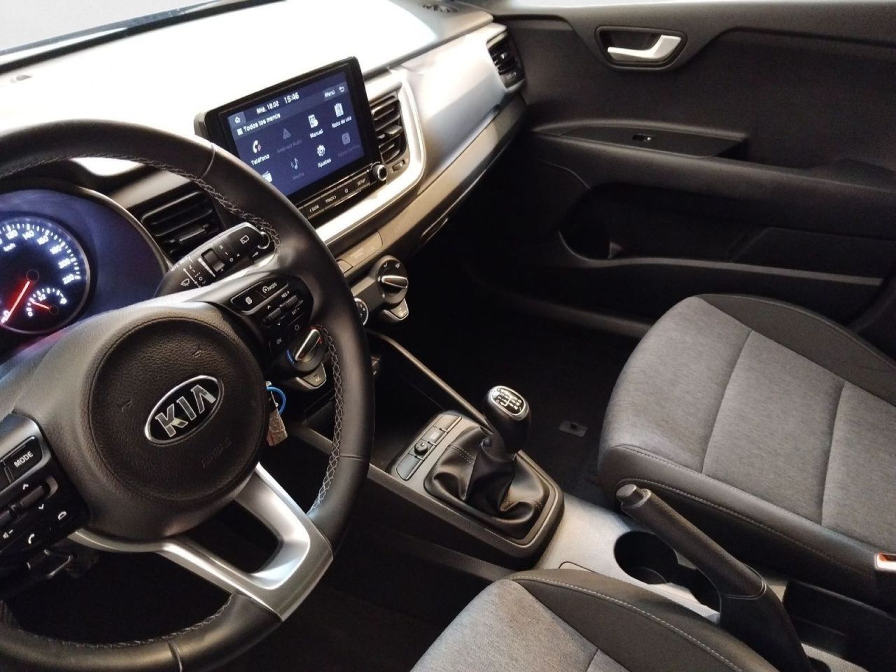 Kia Stonic CONCEPT 1.0 T-GDI MHEV IMT 100 CV 5P - foto 15