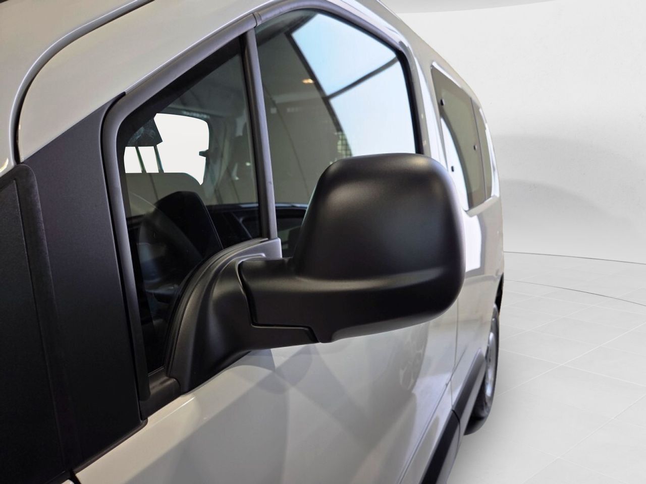 Opel Combo Cargo EDITION N1 1.5TD 100CV S&S MT6 ?6.4 SWB 4P - foto 23