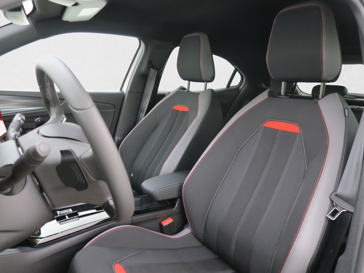 Opel Mokka GS LINE + 1.2T 130CV AUT - foto 14