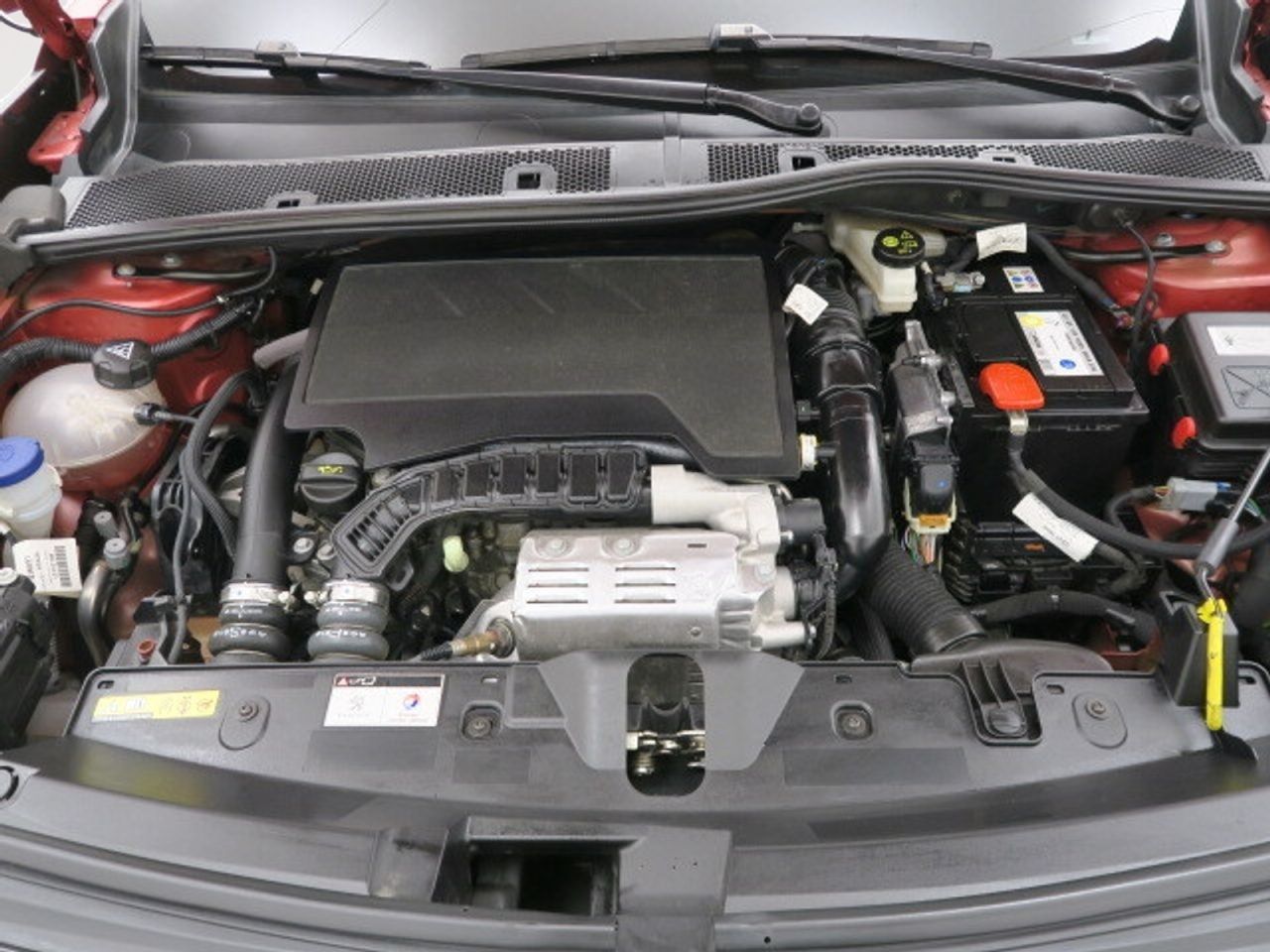 Peugeot 2008 ALLURE PACK 1.2 PURETECH 100CV MAN - foto 19