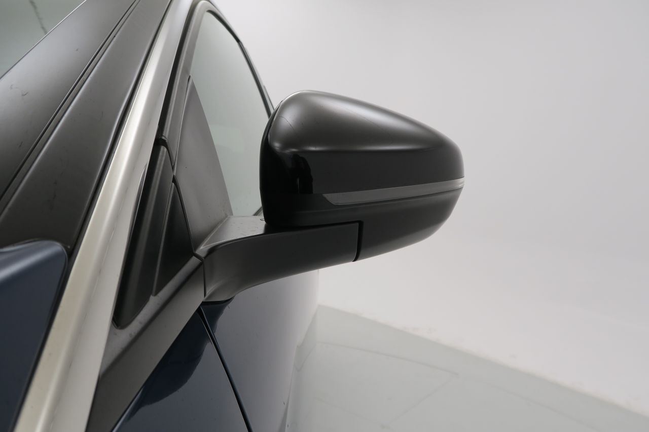 Peugeot 3008 HYBRID 1.6 E-AUTO GT PACK 225 CV 5P - foto 28