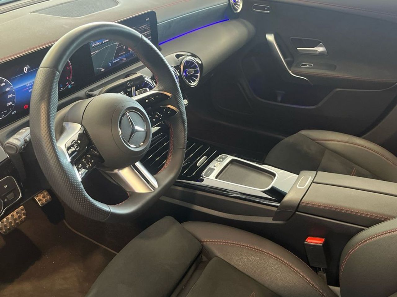 Mercedes CLA 200 d Shooting Brake - foto 6