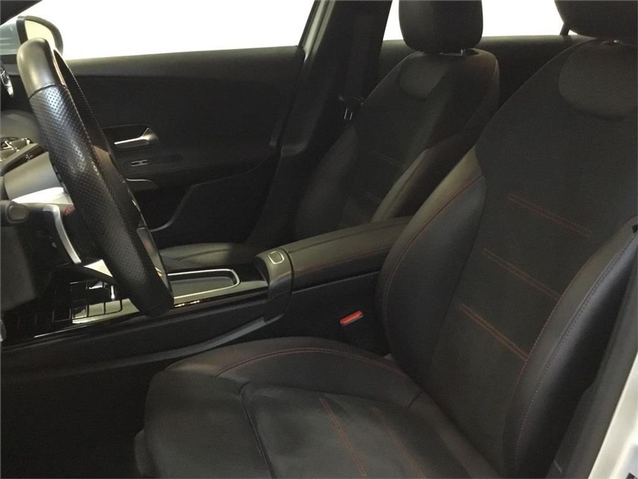 Mercedes Clase A 200 d Sedán - foto 7