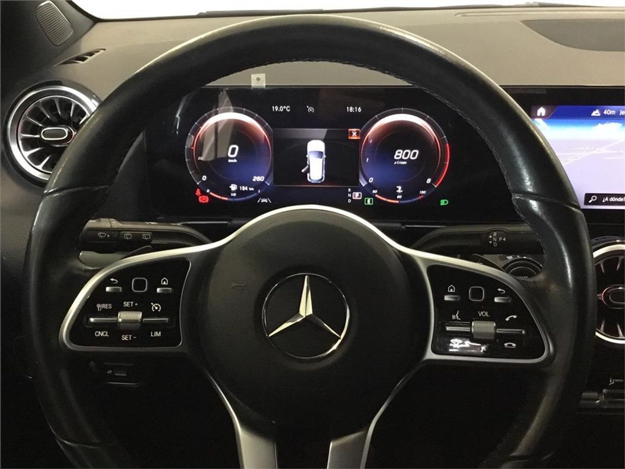 Mercedes GLA 200 - foto 9