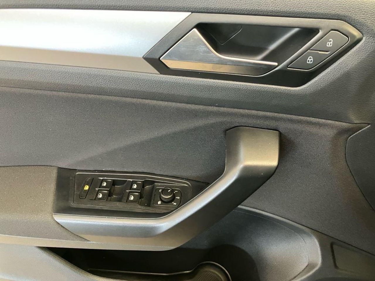 Volkswagen T-Roc ``Más`` 1.5 TSI 110 kW (150 CV) DSG - foto 11